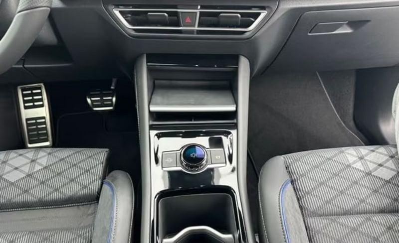 Volkswagen Tiguan Volkswagen Tiguan 1.5 eTSI R-Line Plus 150cv BLACK PACK DSG 20" CAMERA LED NAVI