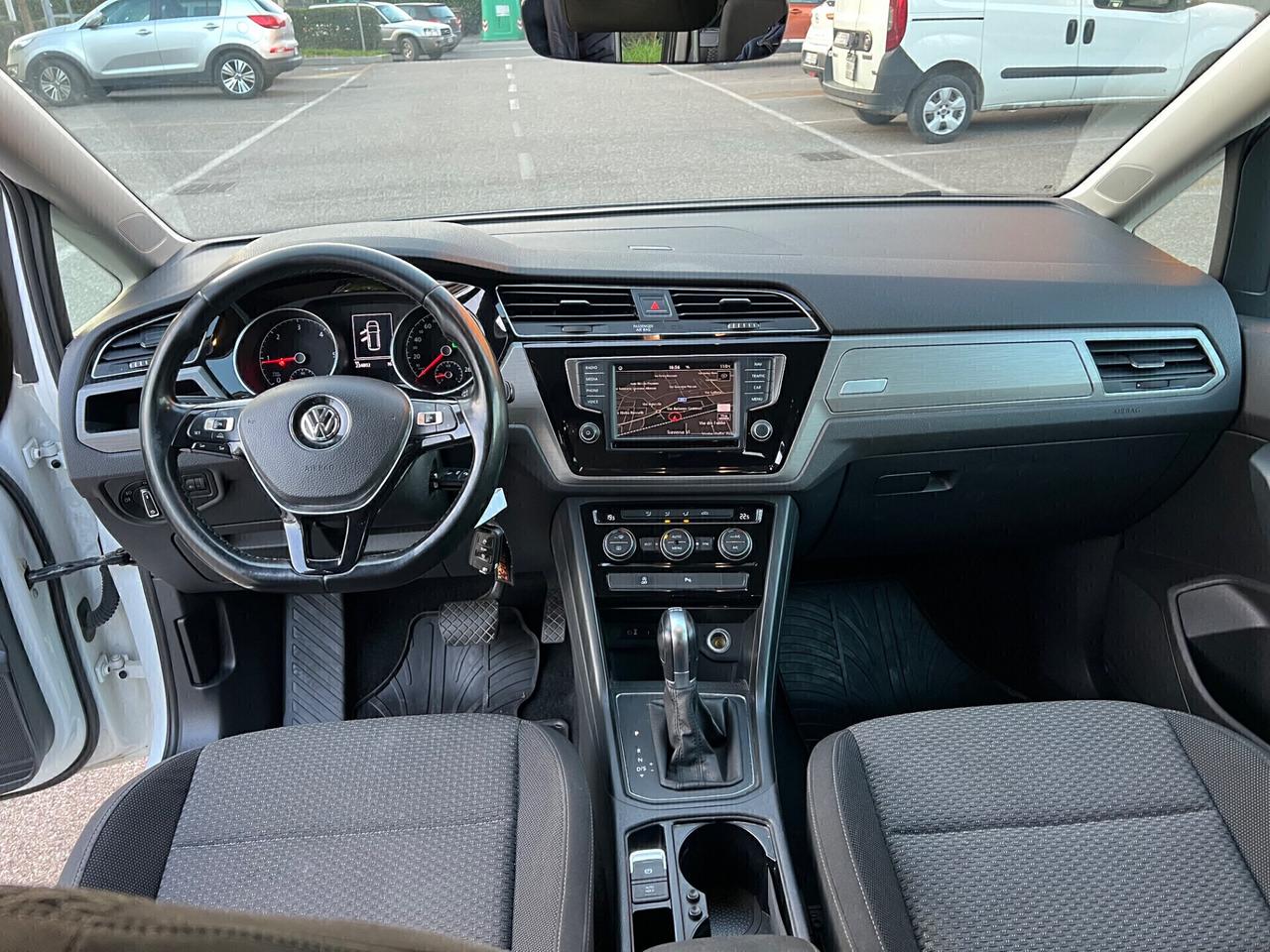 Volkswagen Touran 1.6 TDI 115 CV SCR DSG Business BlueMotion Technology
