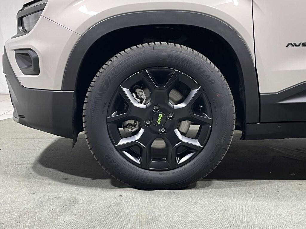 Jeep Avenger 1.2 turbo e-hybrid Upland 4xe 136cv edct6