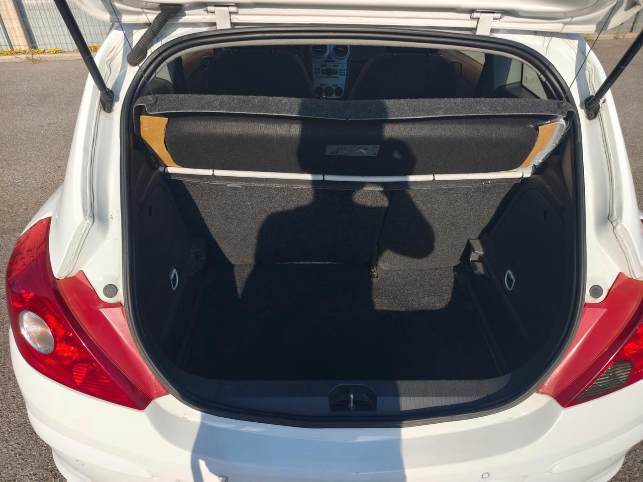 Opel Corsa 1.2 Benz euro 5 3 porte