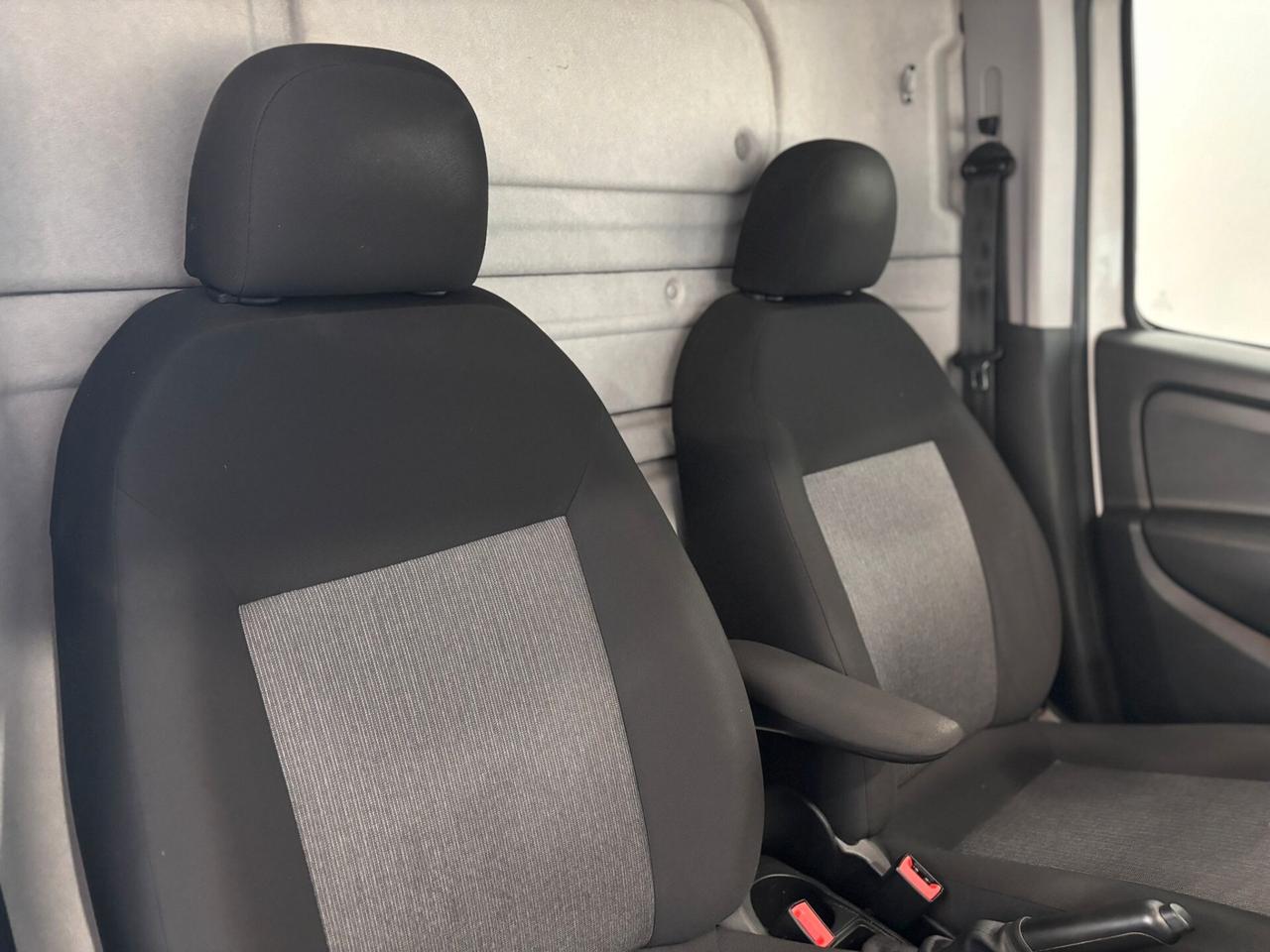 DOBLO' 1.6 JTM 90 CV SOLI 59.776 KM IVA ESPOSTA