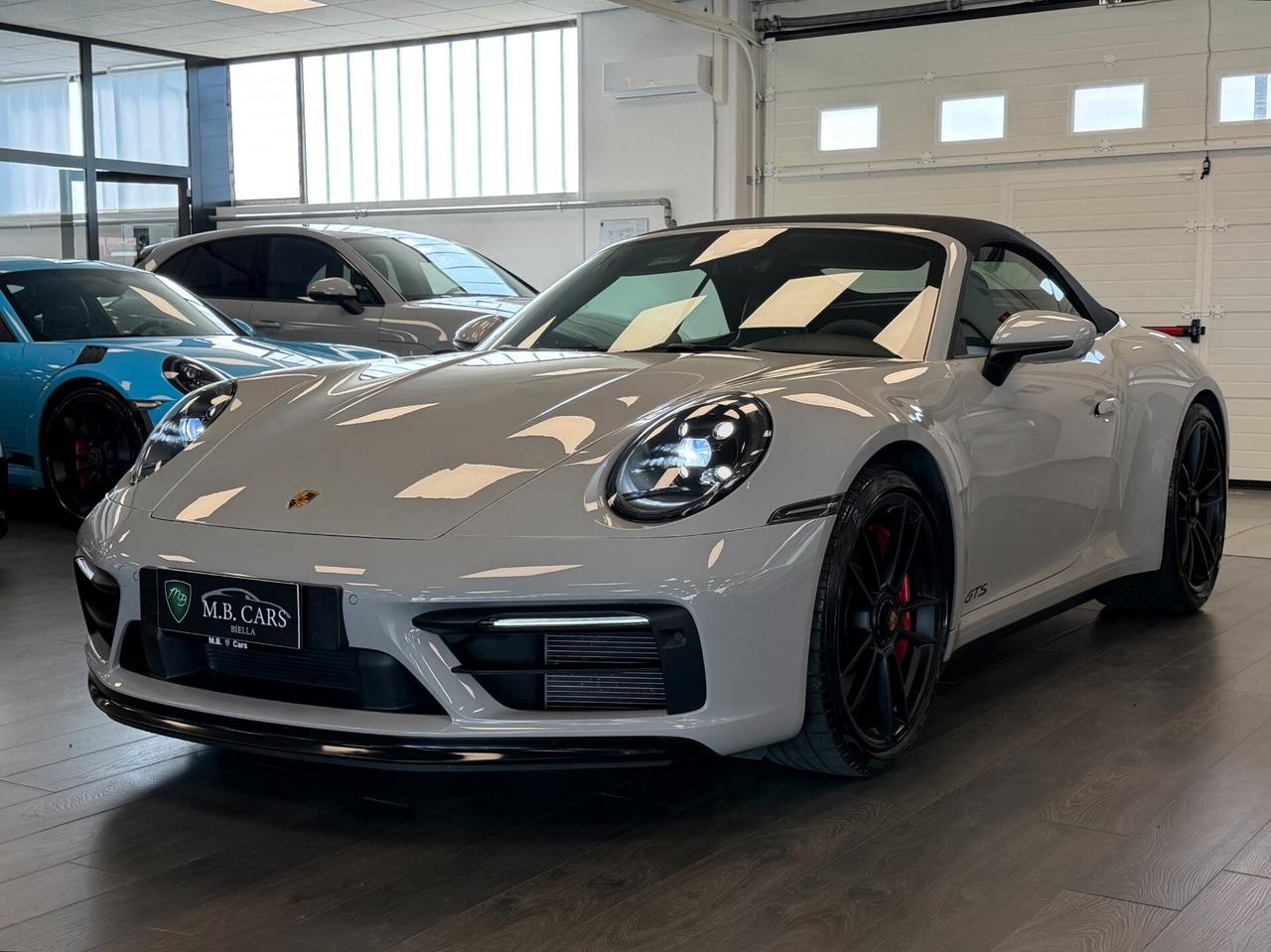 Porsche 911 Carrera 4 GTS Cabriolet