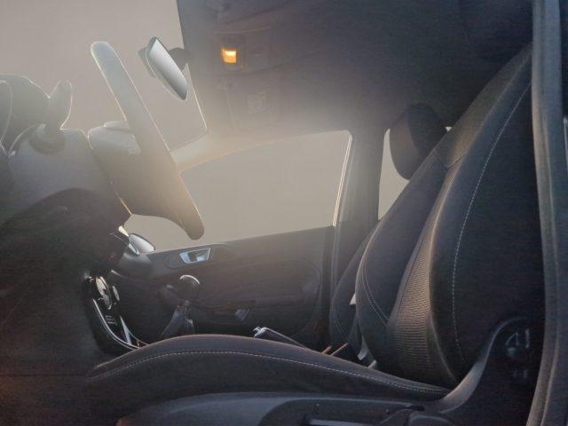FORD Fiesta 1.5 TDCi 75CV 5 porte Titanium