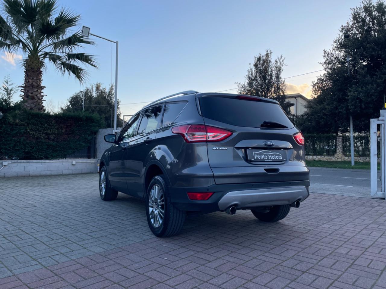 Ford Kuga 2.0 TDCI 163 CV 4WD Powershift Titanium