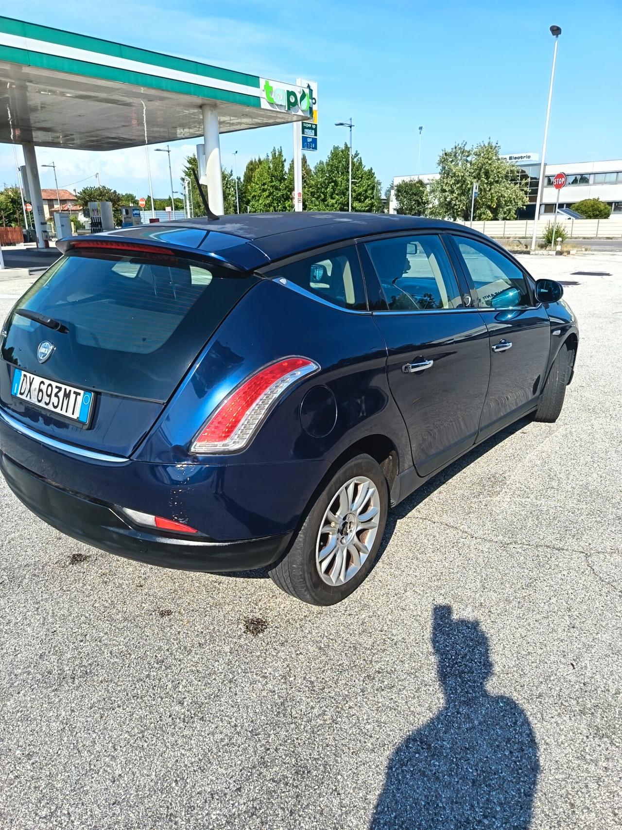 Lancia Delta 1.6 MJT DPF Argento