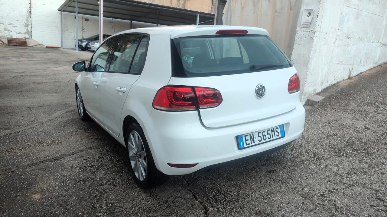 Volkswagen Golf 1.6 TDI DPF 5p. Highline