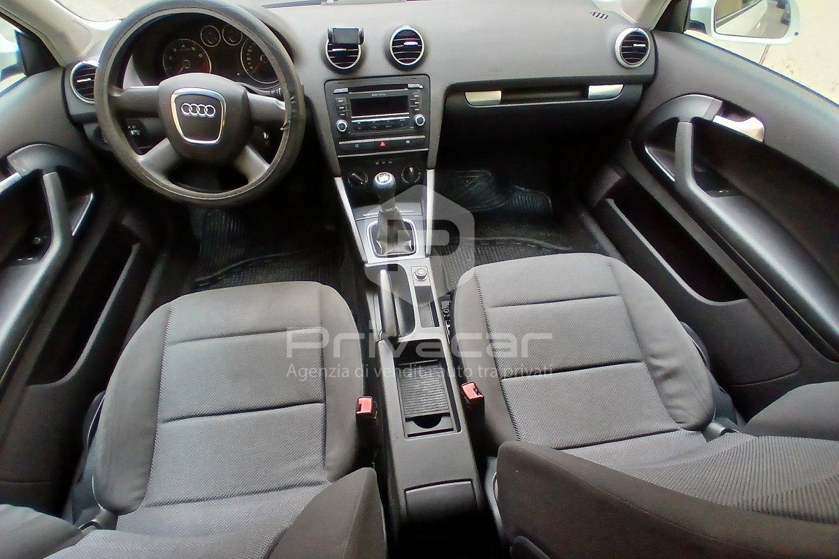 AUDI A3 1.6 Ambiente