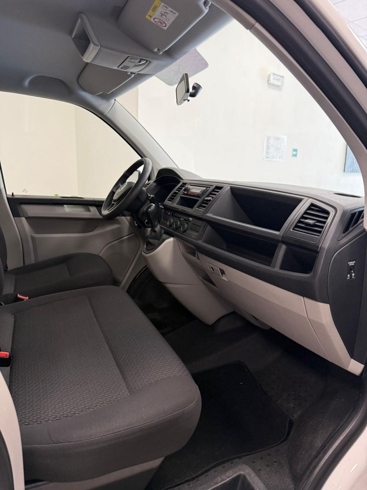 Volkswagen Caravelle 2.0 TDI 150CV DSG PC Comfortline