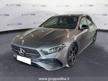 Mercedes-Benz Classe A - W177 2023 A 180 d AMG Line Premium auto