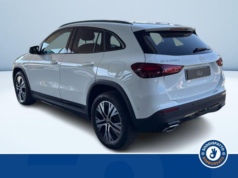 Mercedes-Benz GLA 200 d Automatic 4MATIC Advanced Progressive