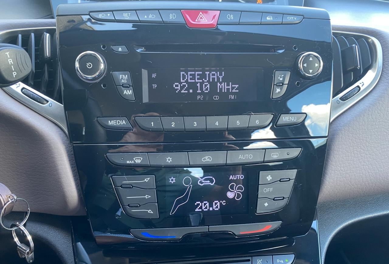Lancia Ypsilon 1.2 69 CV 5 porte Elle