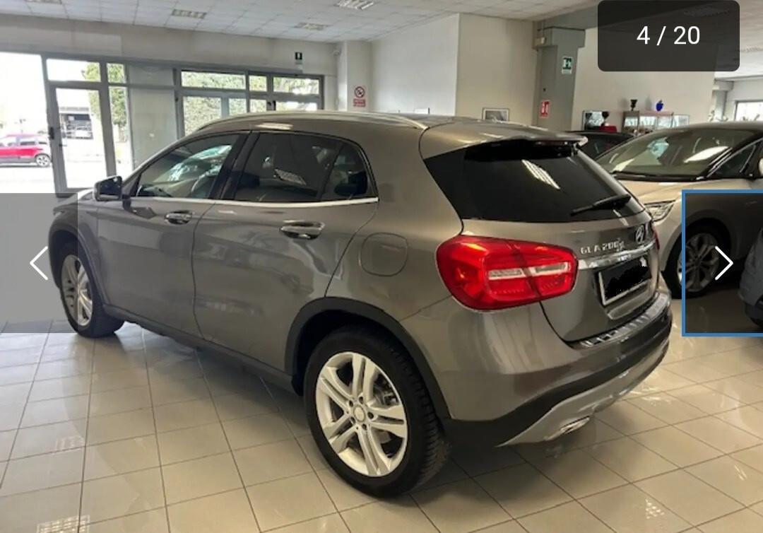 Mercedes-benz GLA 200 d Automatic Premium