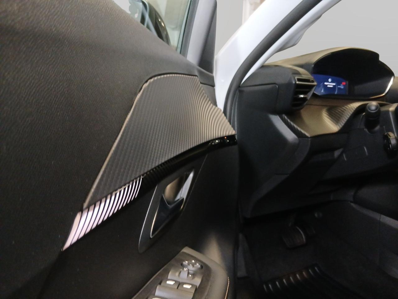 PEUGEOT 208 2ª serie - 208 Hybrid 110 e-DCS6 5 porte Allure