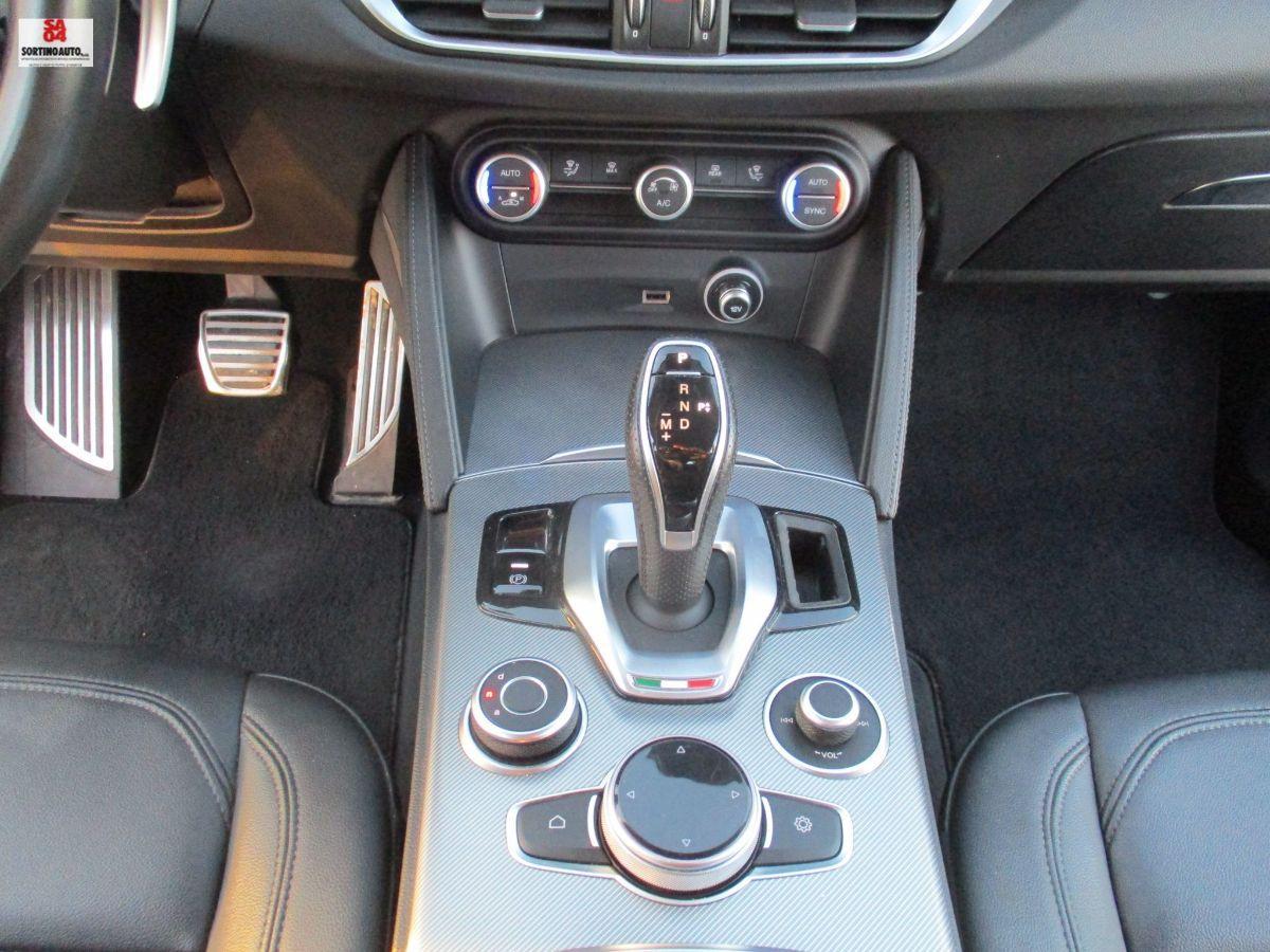A.R.Stelvio 2.2 T.diesel 190CV AT8 Q4 SPRINT 2021