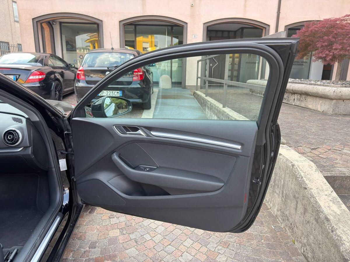Audi A3 3 Porte A3 1.6 tdi Design 110cv