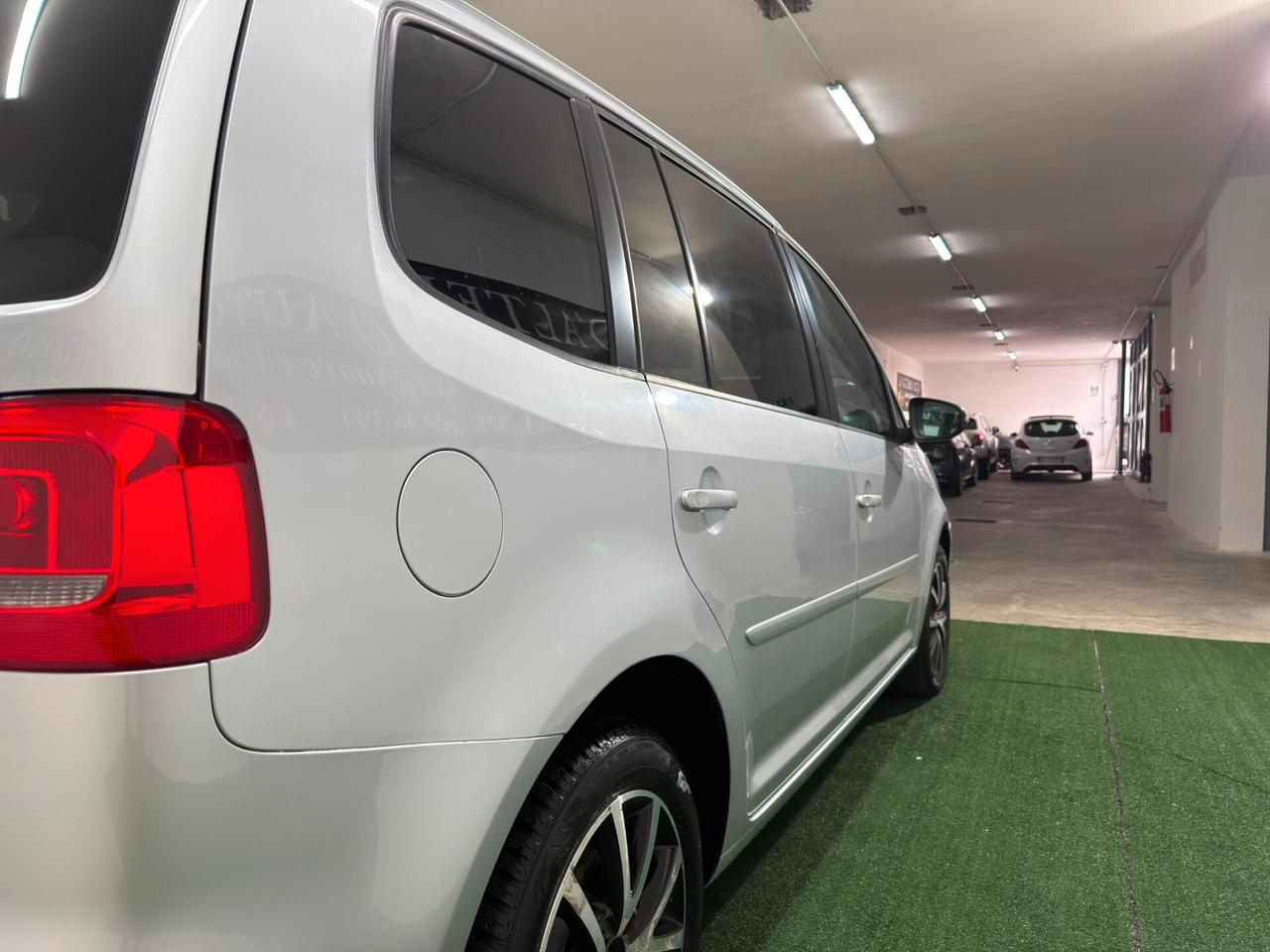 Volkswagen Touran 1.6 TDI Comfortline