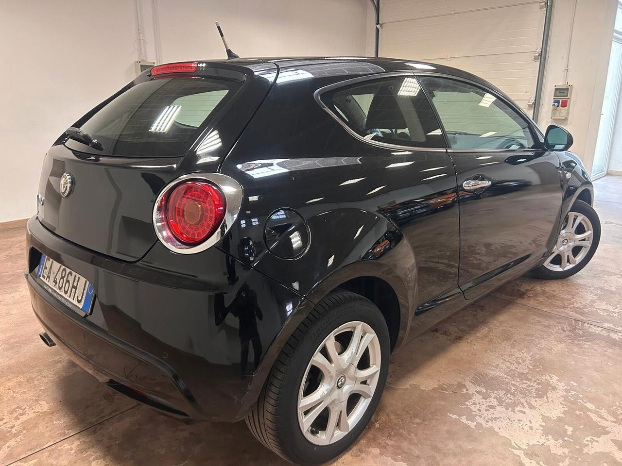 Alfa Romeo MiTo 1.4 78 CV Distinctive Sport Pack
