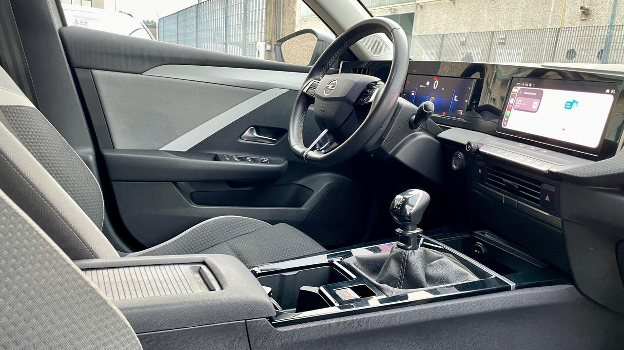 OPEL ASTRA 1.5 TURBO DIESEL BUSINESS ELEGANCE 131CV - FULL LED, VIRTUAL COKPIT, NEOPATENTATI