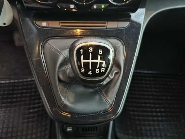 Lancia Ypsilon 1.0 FireFly 5 porte S&S Hybrid Ecochic Gold