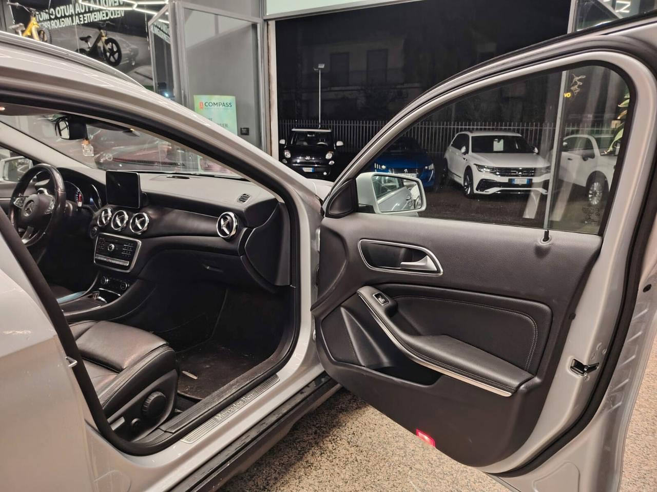 Mercedes-Benz GLA 220 d Automatic 4Matic Sport