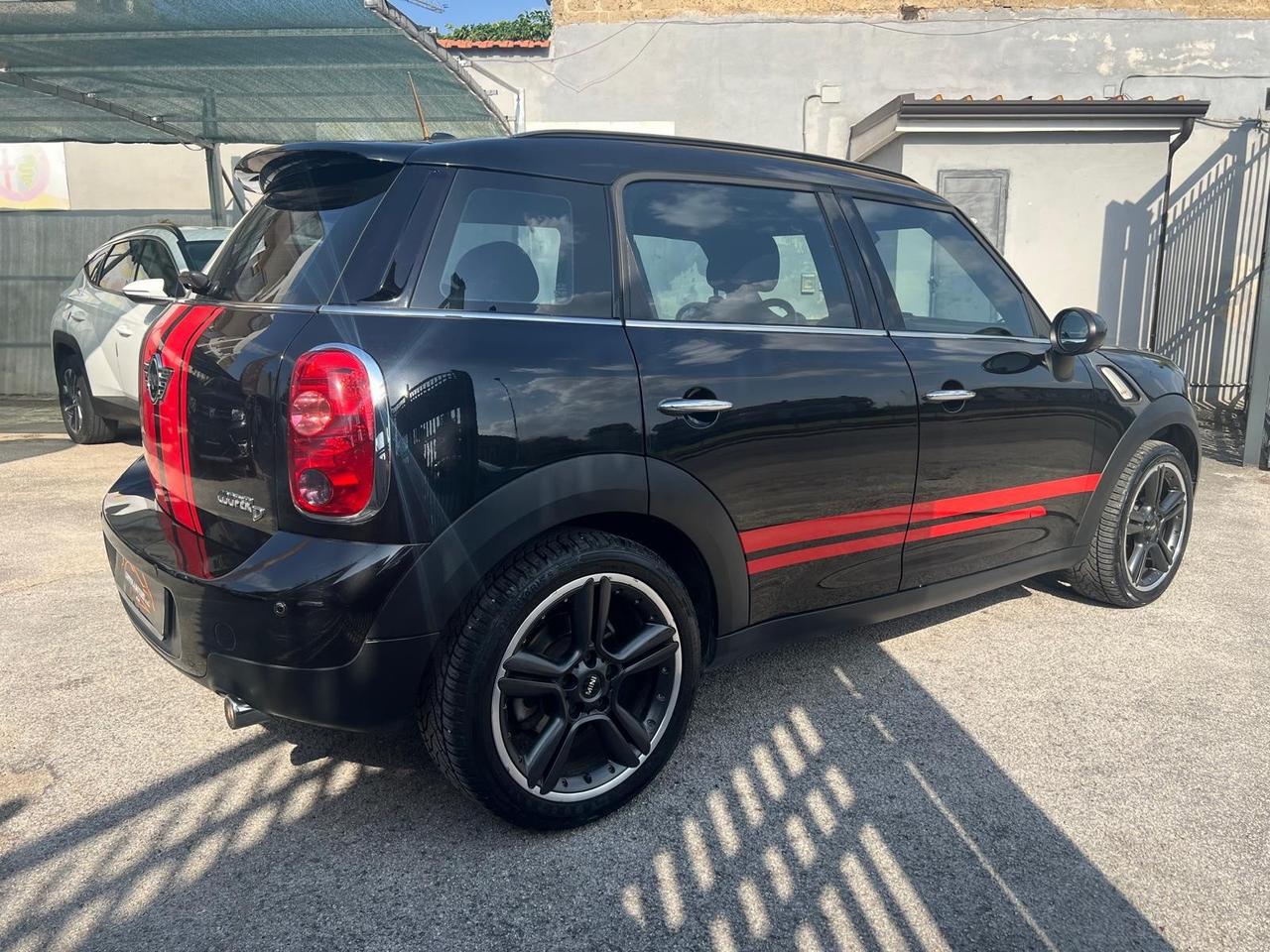 MINI Cooper D Countryman R60 1.6 Navi/Park/Xenon/Bluetooth