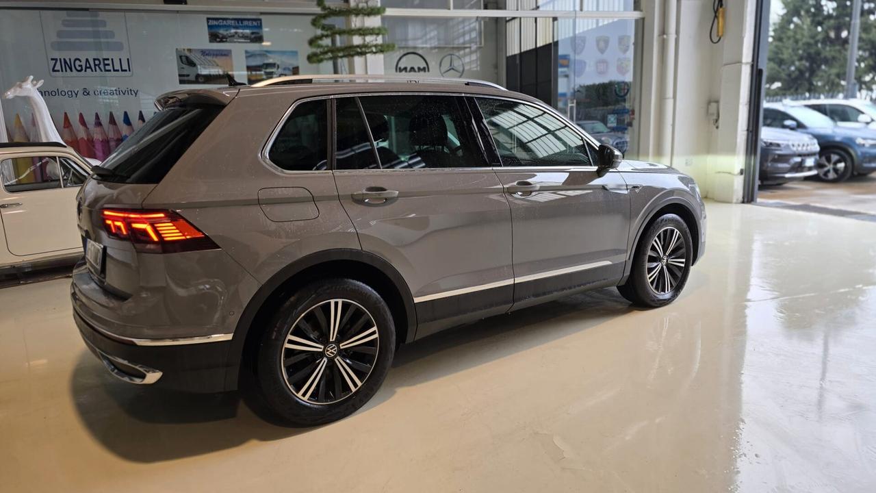 Volkswagen Tiguan 2.0 TDI 150 CV SCR DSG Elegance