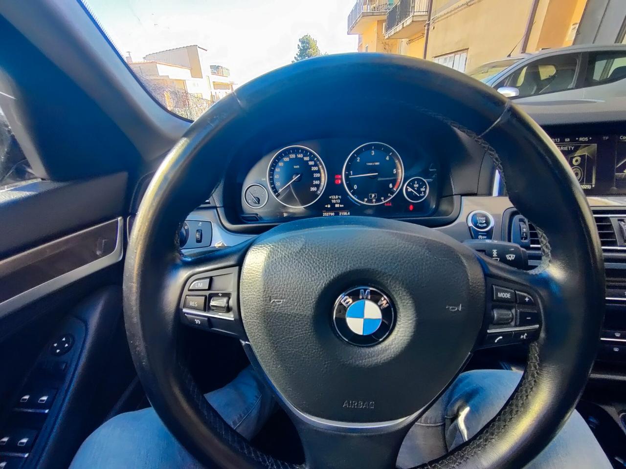 Bmw 520 520d xDrive Touring Luxury