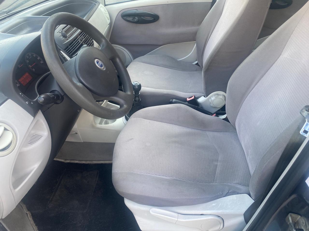Fiat Punto 1.2i cat 5 porte ELX