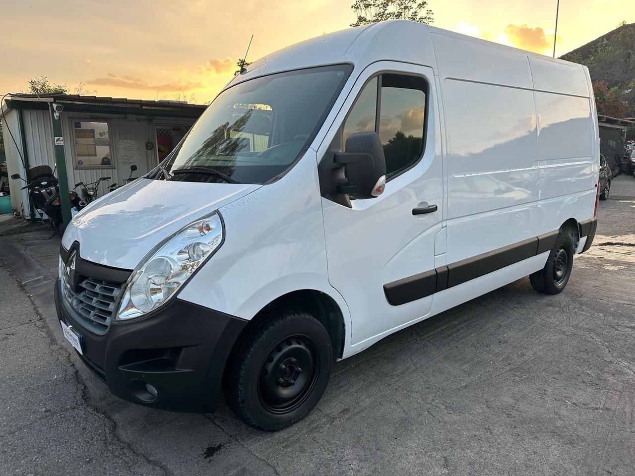 Renault Master T35 2.3 dCi 135 PM Cabinato Ice