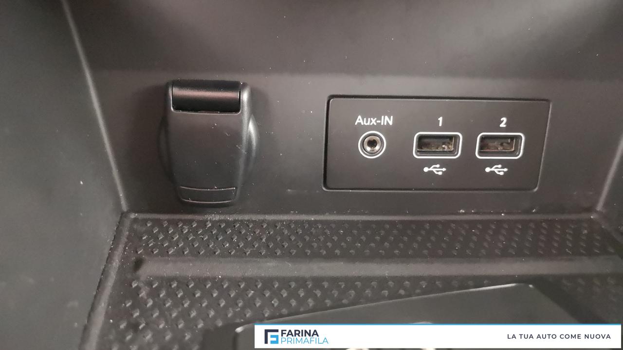 RENAULT Captur II 2019 - Captur 1.6 E-Tech hybrid Intens 145cv auto