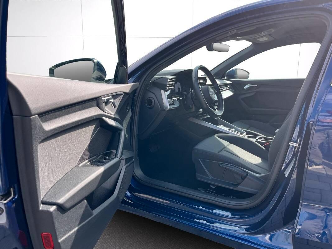 Audi A3 Sportback 30 1.0 tfsi mhev Business s-tronic