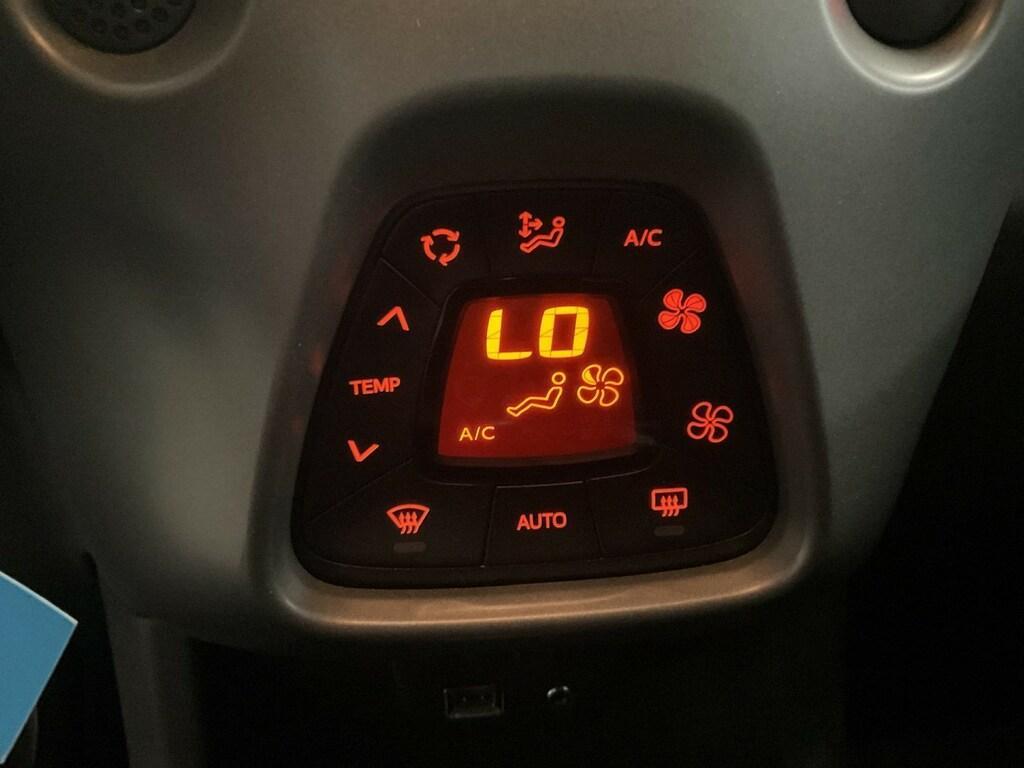 Toyota Aygo 5 Porte 1.0 VVT-i x-play M-MT