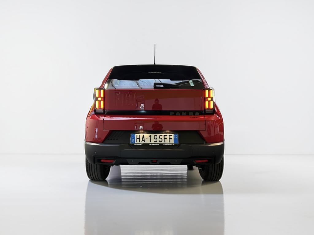 Fiat Grande Panda 1.2 Hybrid Icon eDCT