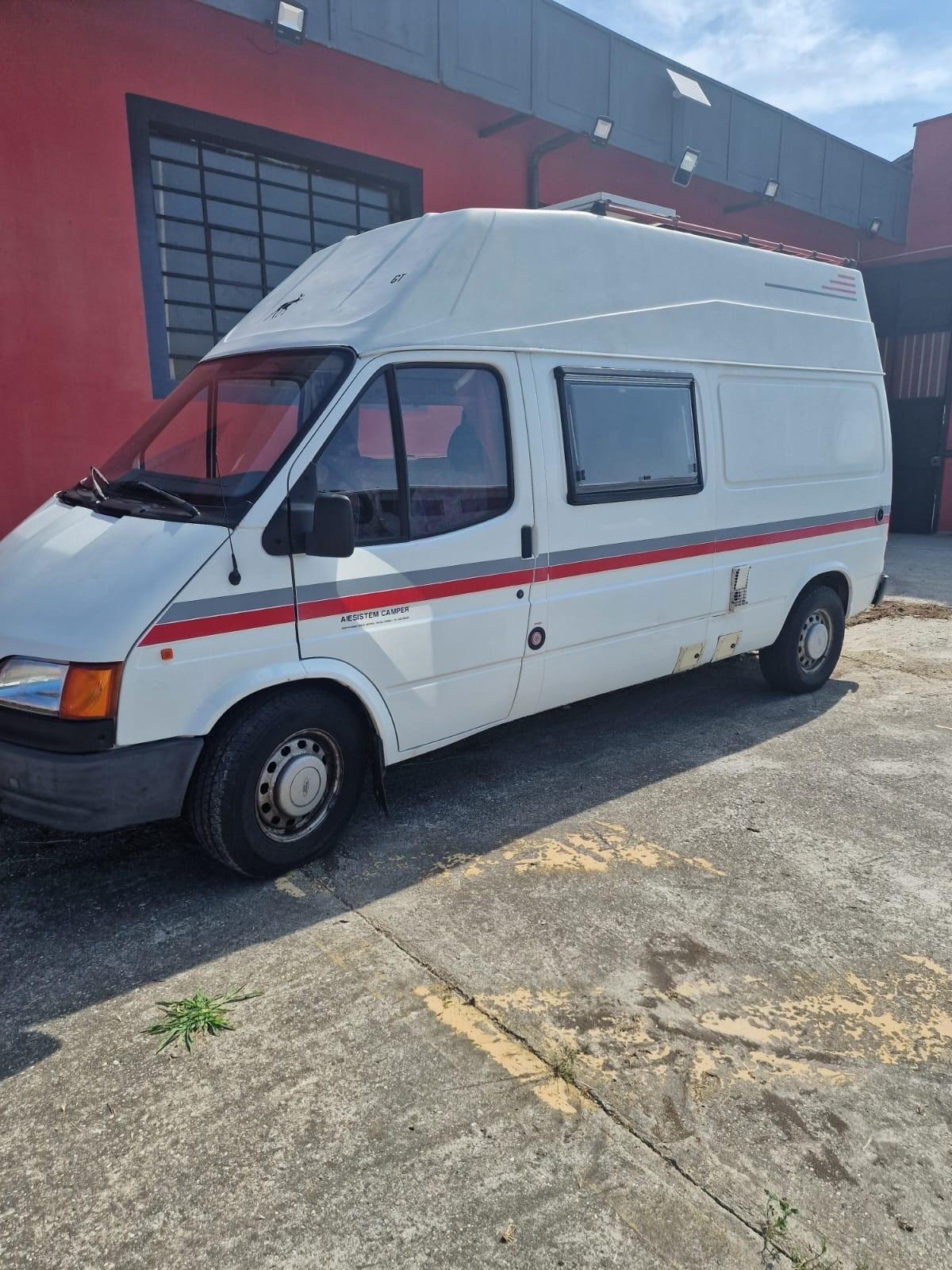 Vra22 Camper puro Ford del 1992 in saldo
