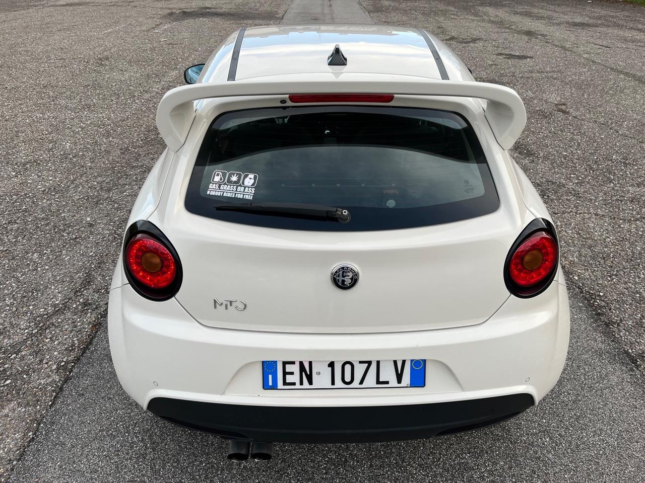 Alfa Romeo MiTo 1.4 - 78 CV - Distinctive sport pack -