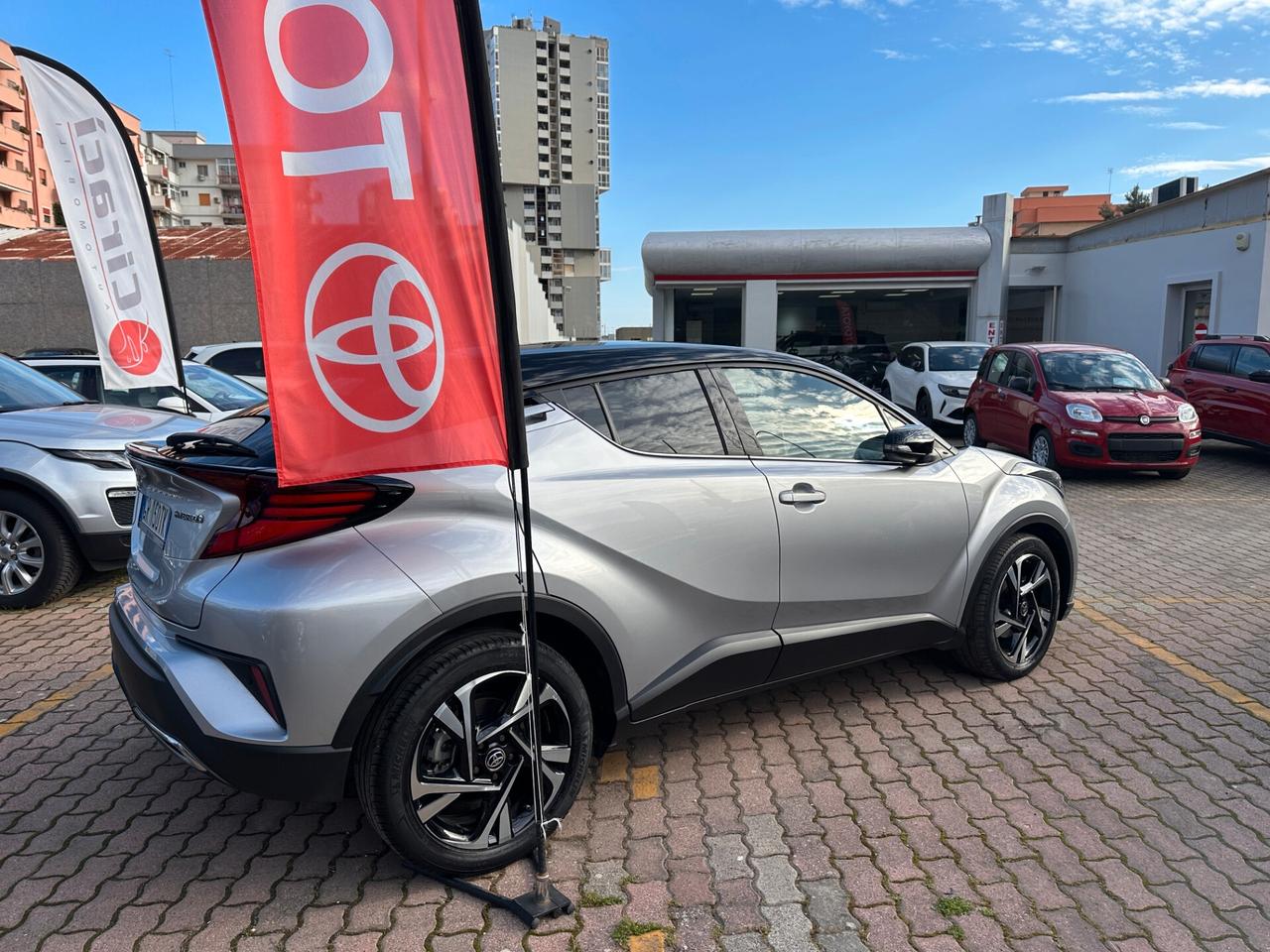 Toyota C-HR 2.0 Hybrid E-CVT Lounge