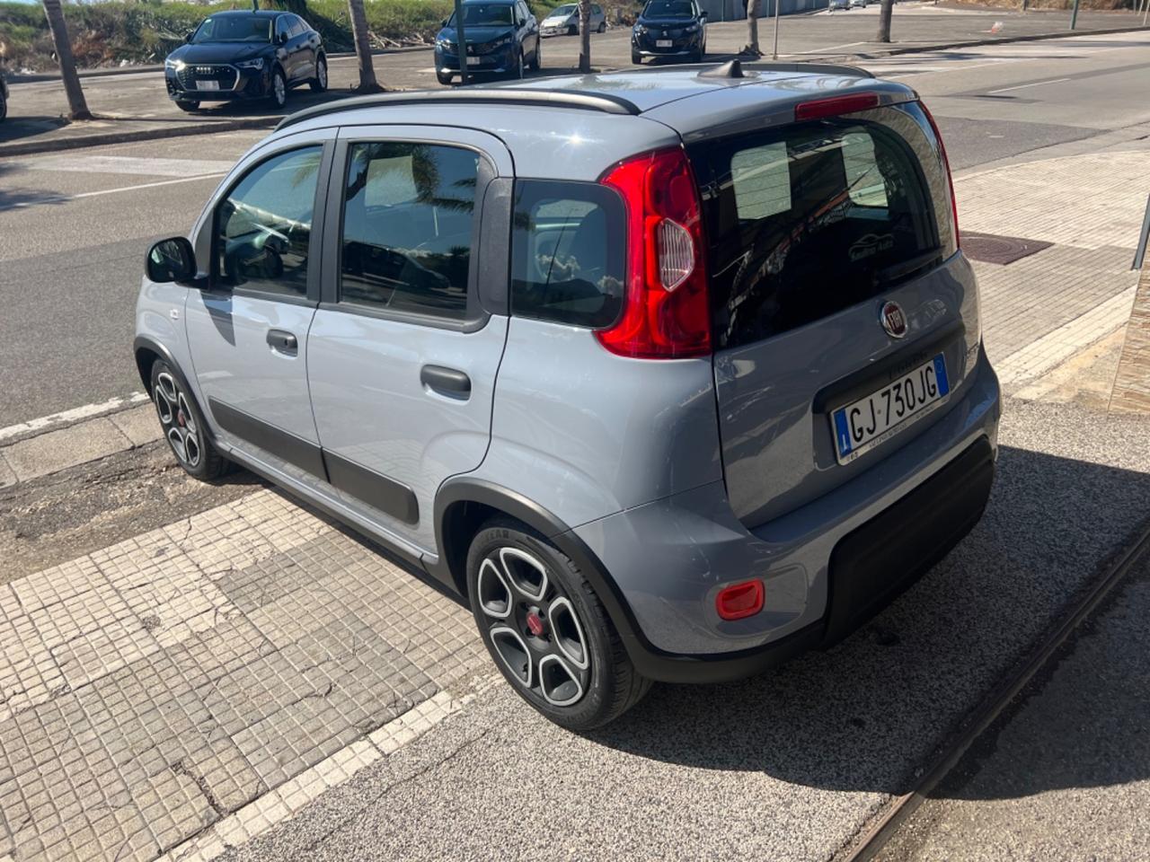 Fiat Panda 1.0 FireFly S&S Hybrid City Cross