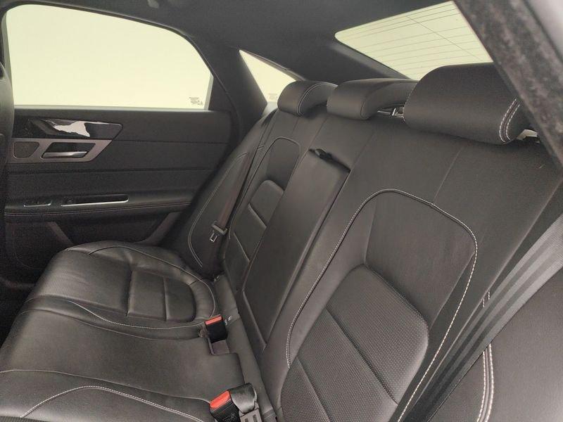 Jaguar XF II 2.0d R-Sport awd 180cv auto