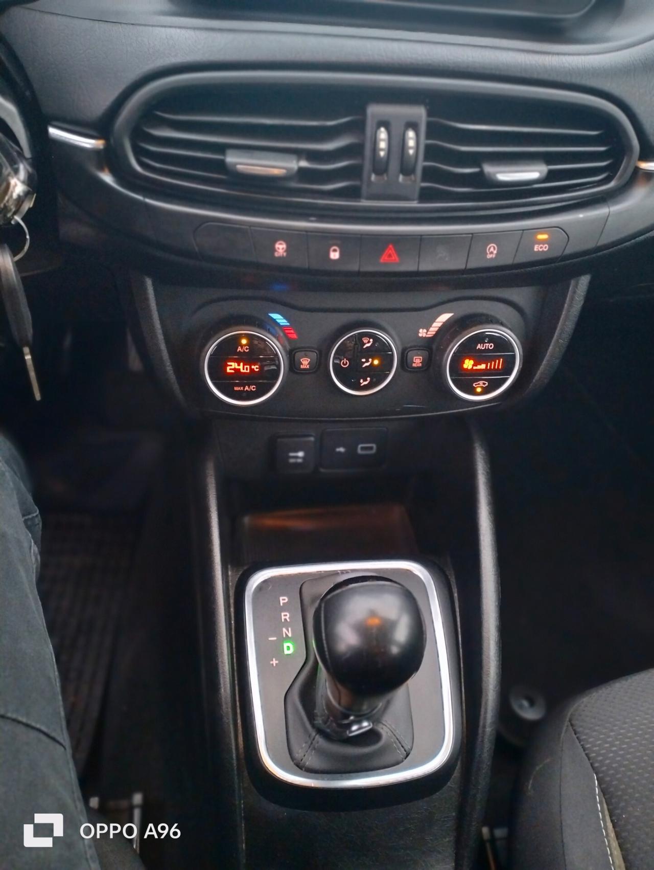 Fiat Tipo 1.6 Mjt S&S DCT SW Lounge