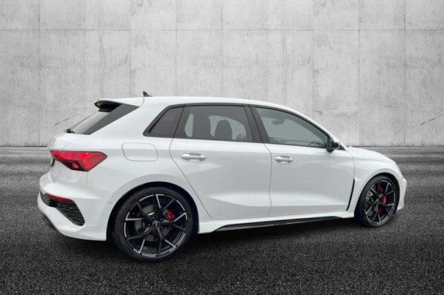 AUDI RS 3 Sedan TFSI quattro S tronic