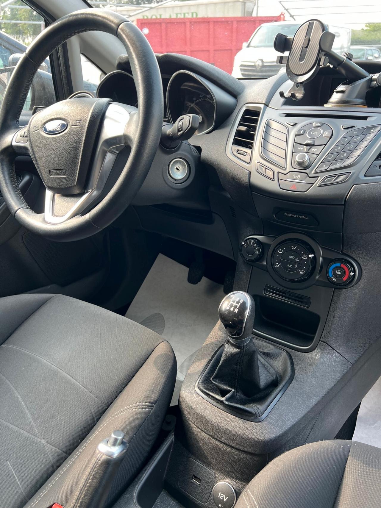 Ford Fiesta 1.5 TDCi 95CV 5 porte Titanium/OK NEOPATENTATI