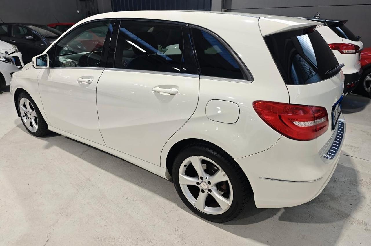 Mercedes-benz B 180 Premium Led Navigatore pelle Neopatentati