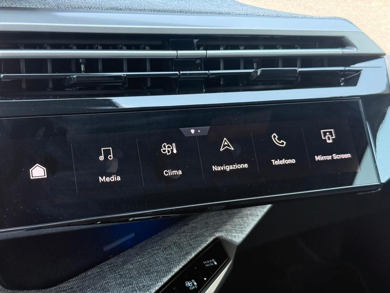 Nuova Peugeot 3008 Hybrid 160cv e-DCS 6 Allure