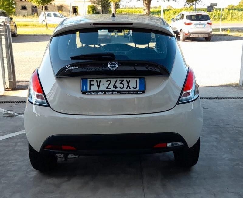 Lancia Ypsilon 1.2 69 CV 5 porte S&S Elefantino Blu