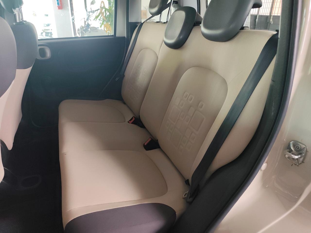 Fiat Panda 1.2 Lounge Benz euro 6 78 Milà km