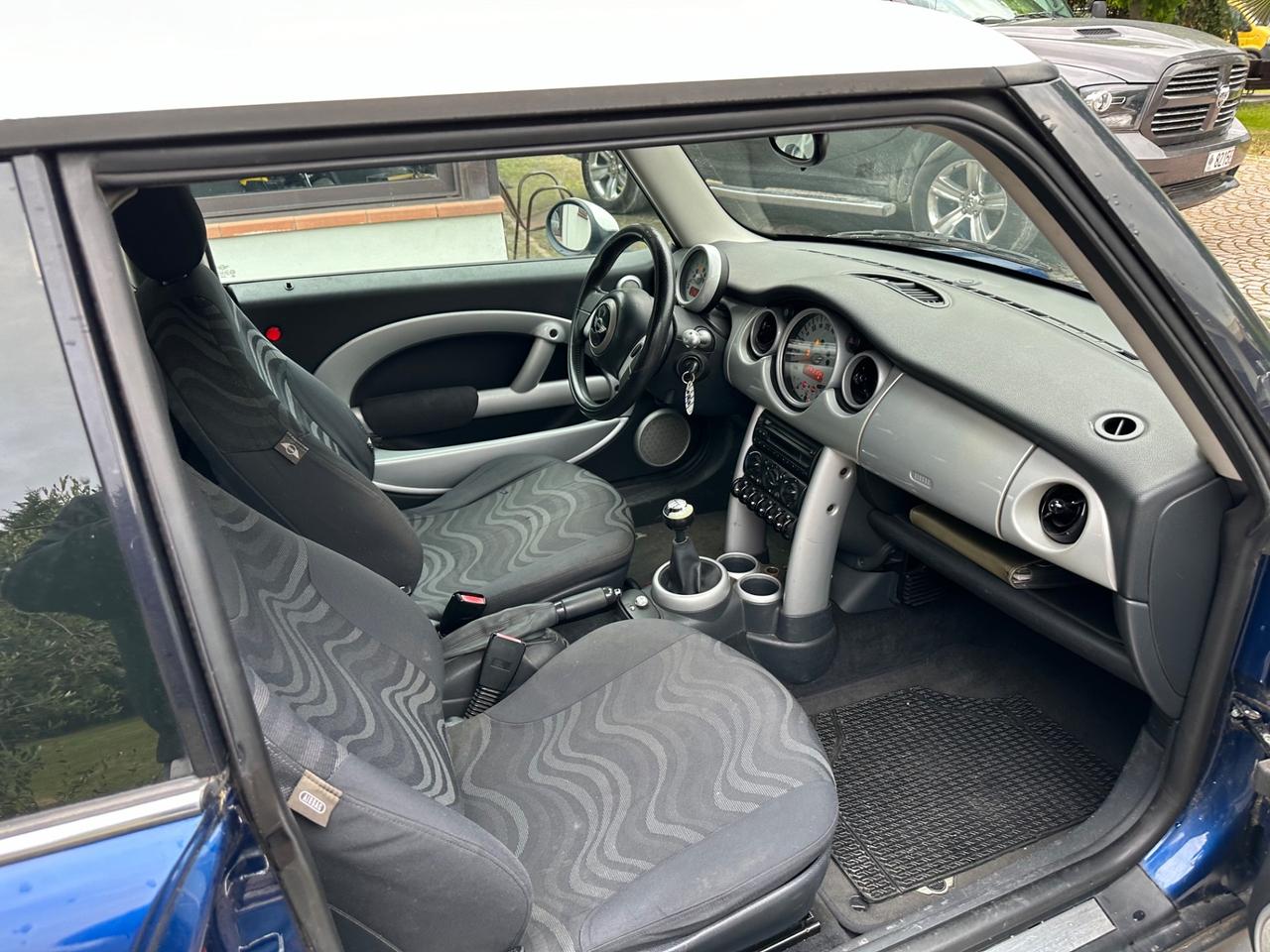 Mini 1.4 tdi One D IDONEA PER NEOPATENTATI