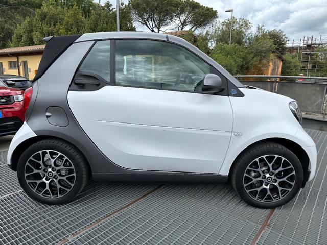 SMART ForTwo EQ CABRIO PRIME MOON WHITE MATT PELLE UFF.LE MB