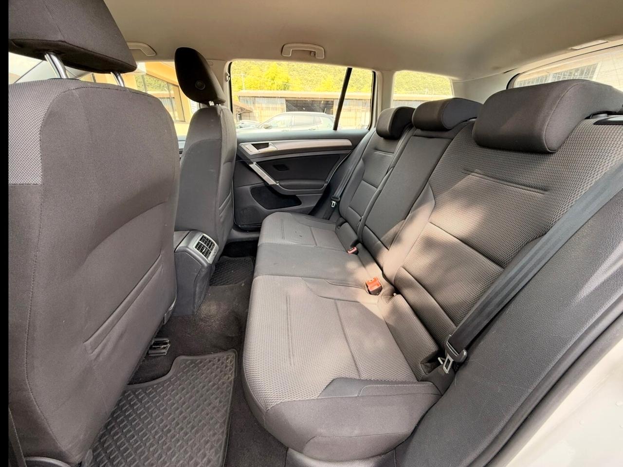 Volkswagen Golf Variant 1.4 TGI Executive BlueMotion