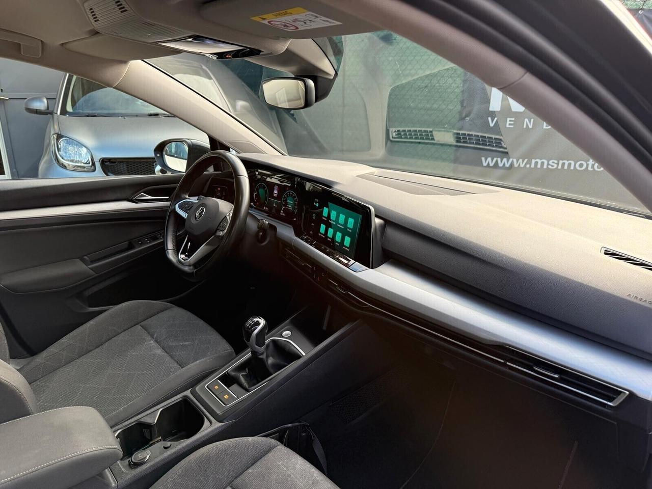 Volkswagen Golf 8 - 2.0 TDI - Tutto Incluso - Superprezzo!