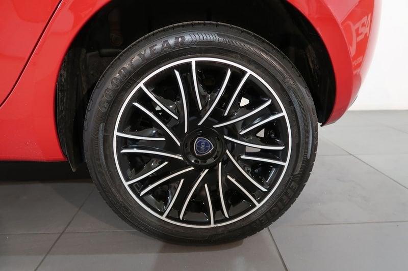 Lancia Ypsilon Ypsilon 1.0 firefly hybrid ORO s&s 70cv 5p.ti